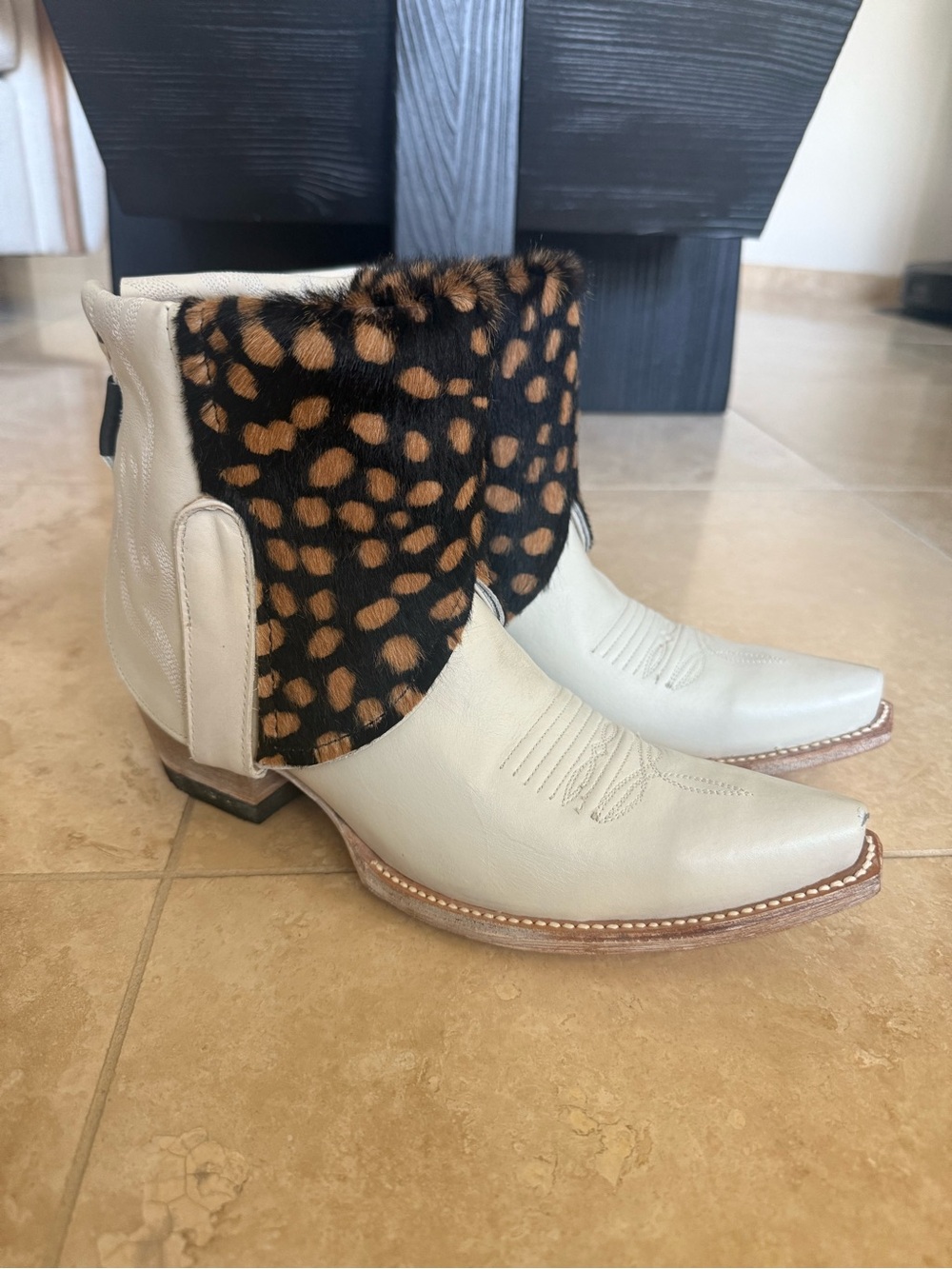 Canty’s Cavender’s Women's Cream Leather Ankle Boots with Leopard Haircalf Cuff